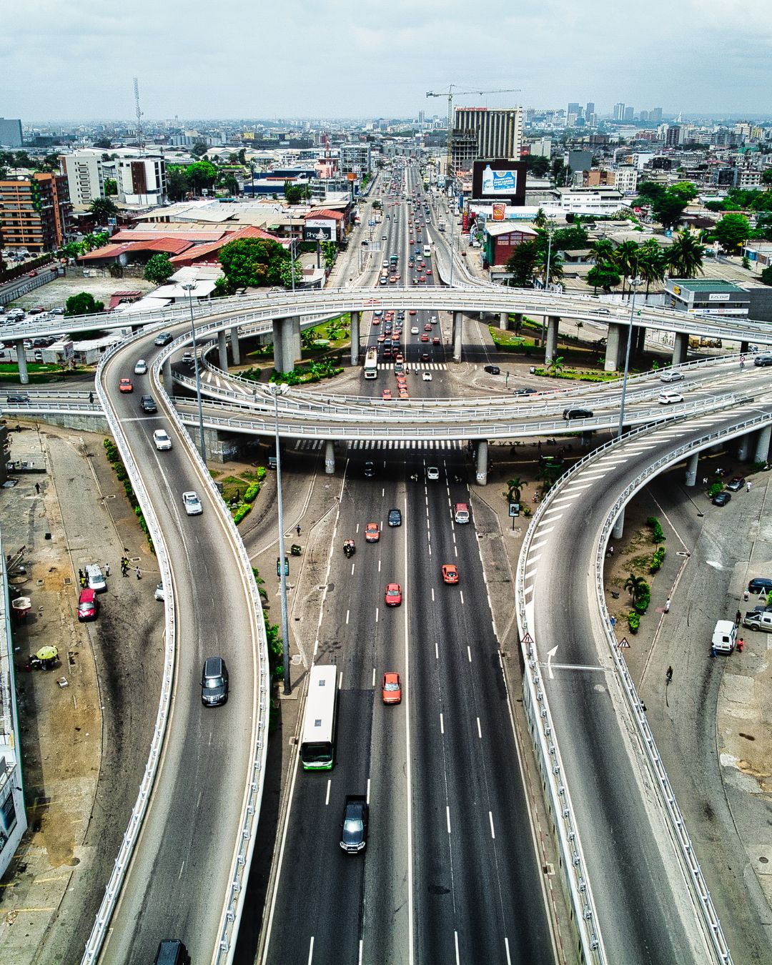 >
                        <div class=